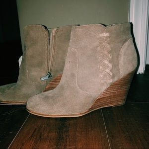 Jessica Simpson Tan Wedge Booties